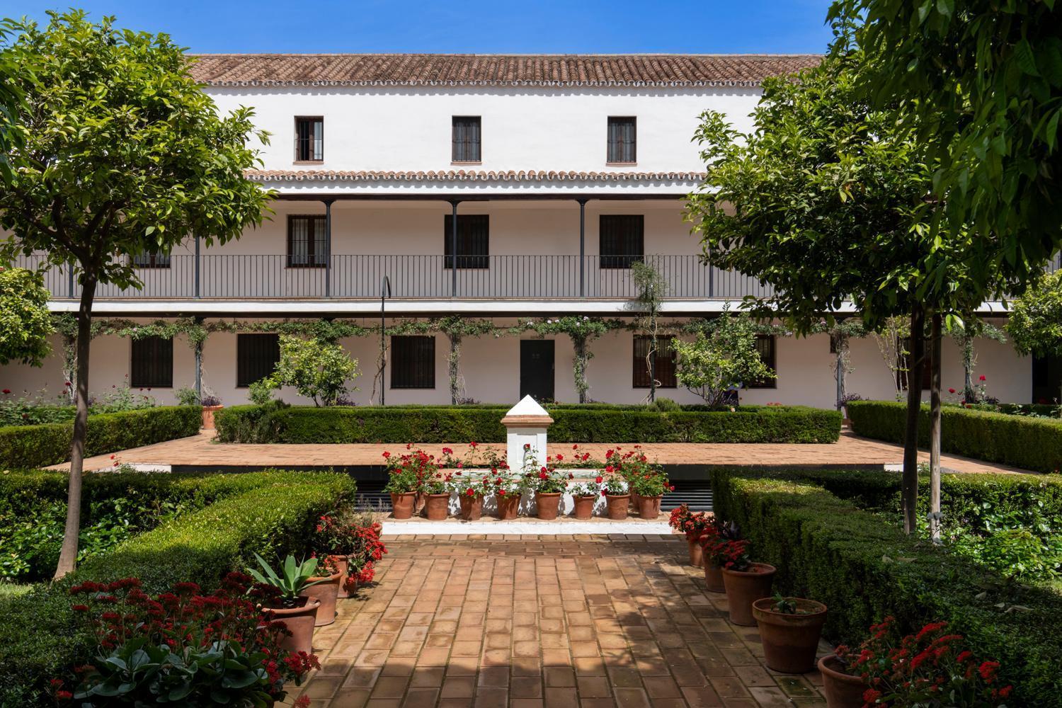 Magno Apartments San Laureano - Private Parking Included Sevilla Dış mekan fotoğraf